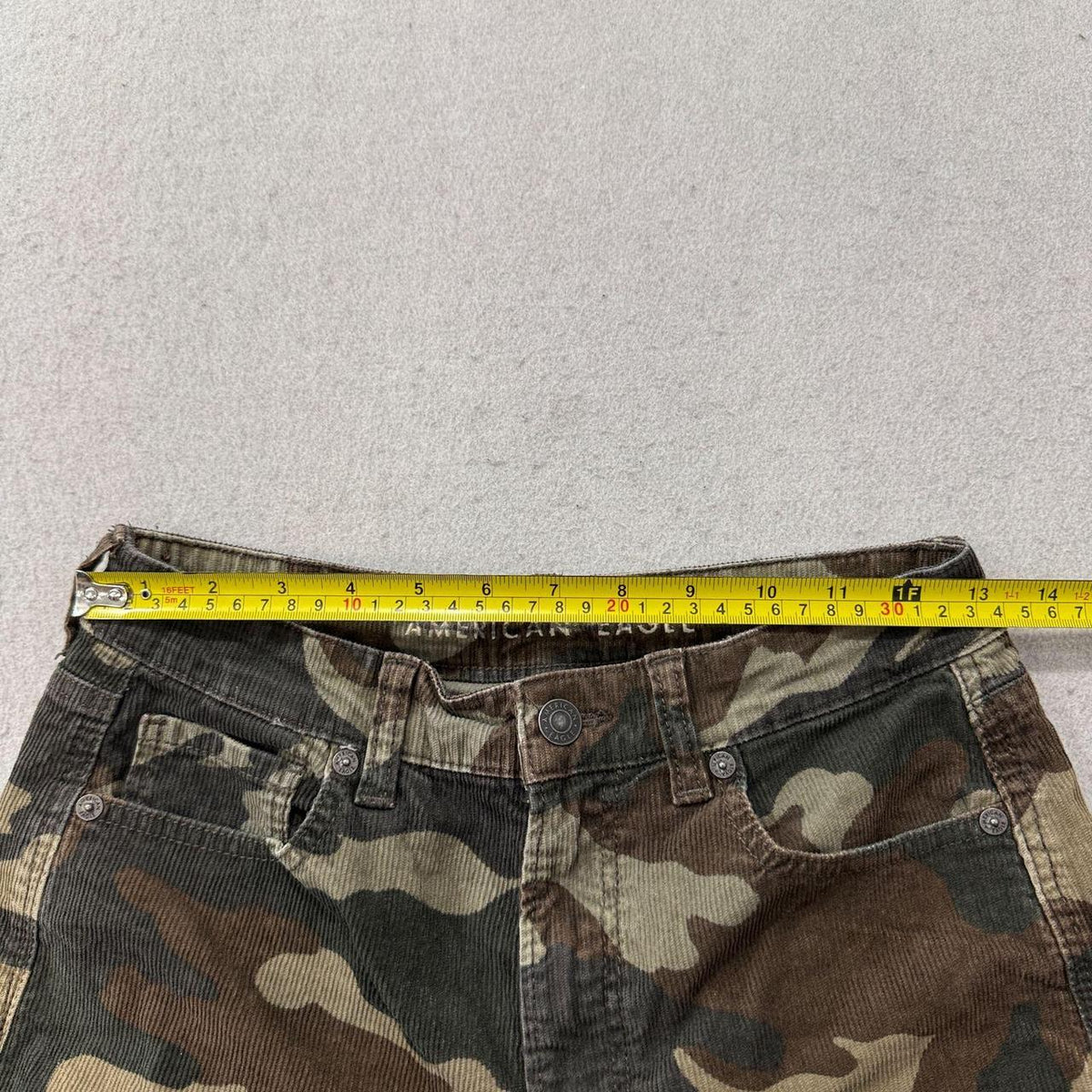 Vintage Y2K 2000's American Eagle Brown Camo Baggy Cargo Pants