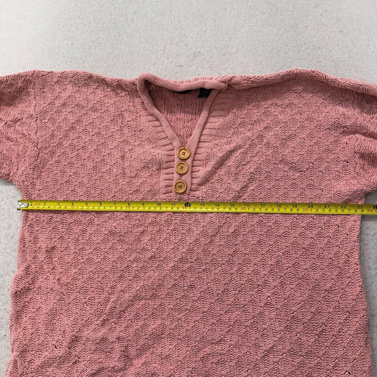 Vintage Y2K 2000's Women's Yarnworks Mauve Pink Oversized Henley Sweater