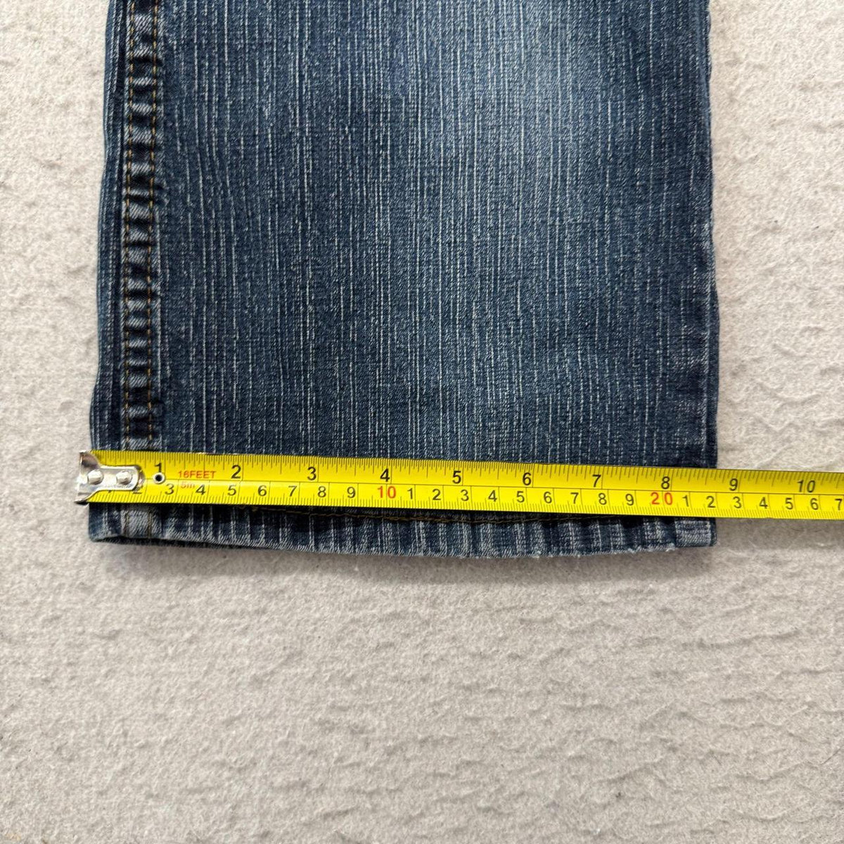 Vintage Y2K 2000's Women's Open Leg Faded Distressed Jeans