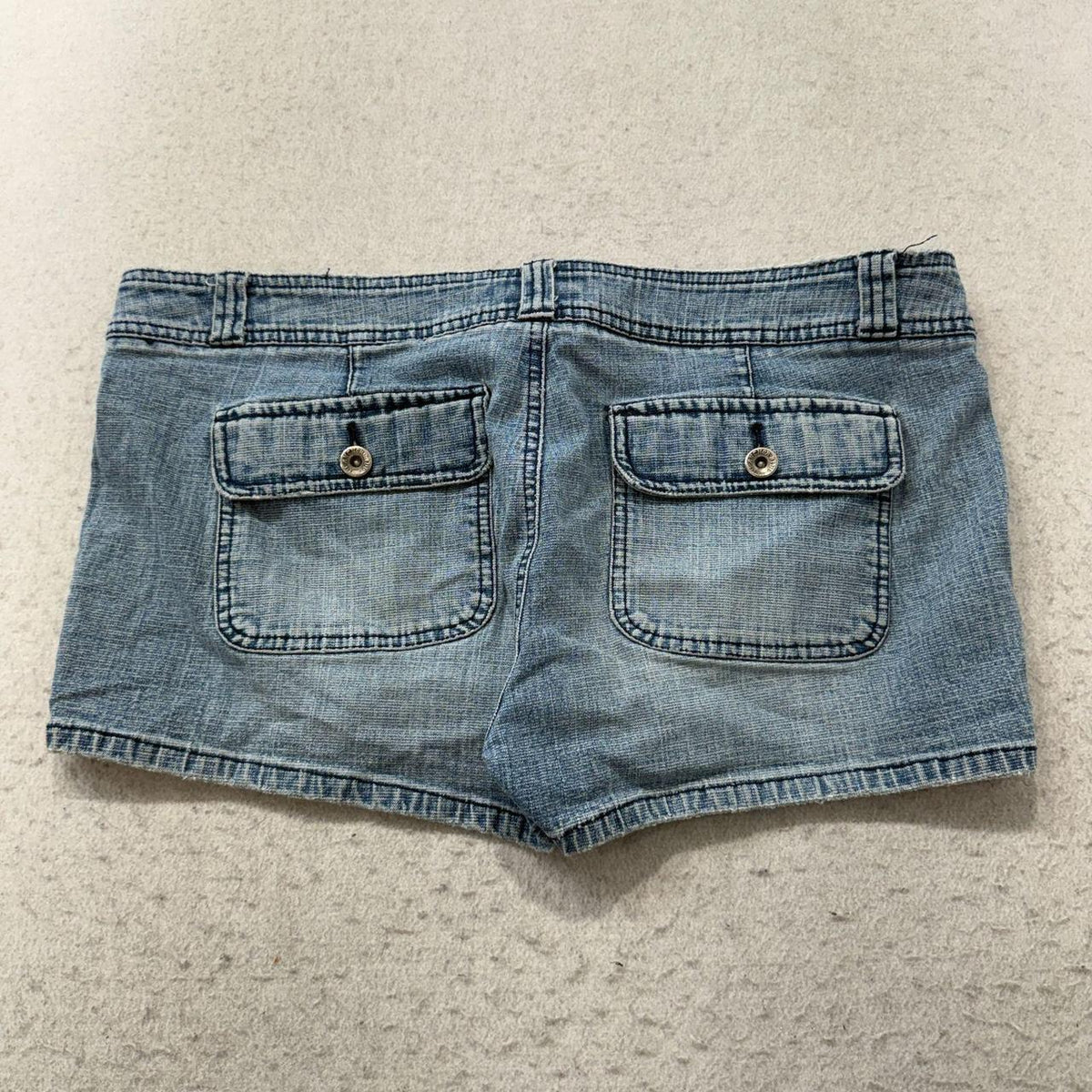 Vintage Y2K 2000's Women's Baggy Faded Cargo Denim Shorts