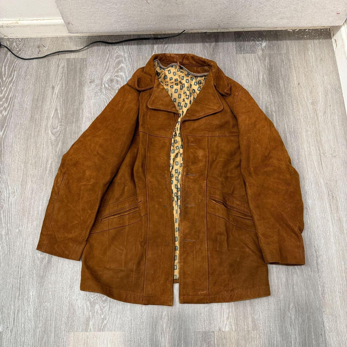 Vintage Y2K 2000's Women's Cognac Brown Boxy Suede Jacket