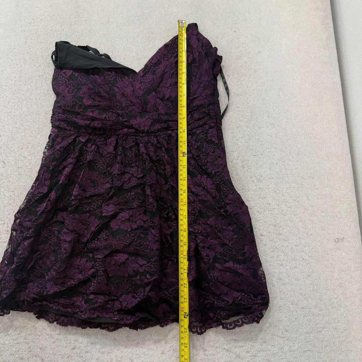 Vintage Y2K 2000's Women's DKNYC Purple Floral Jacquard Wrap Dress
