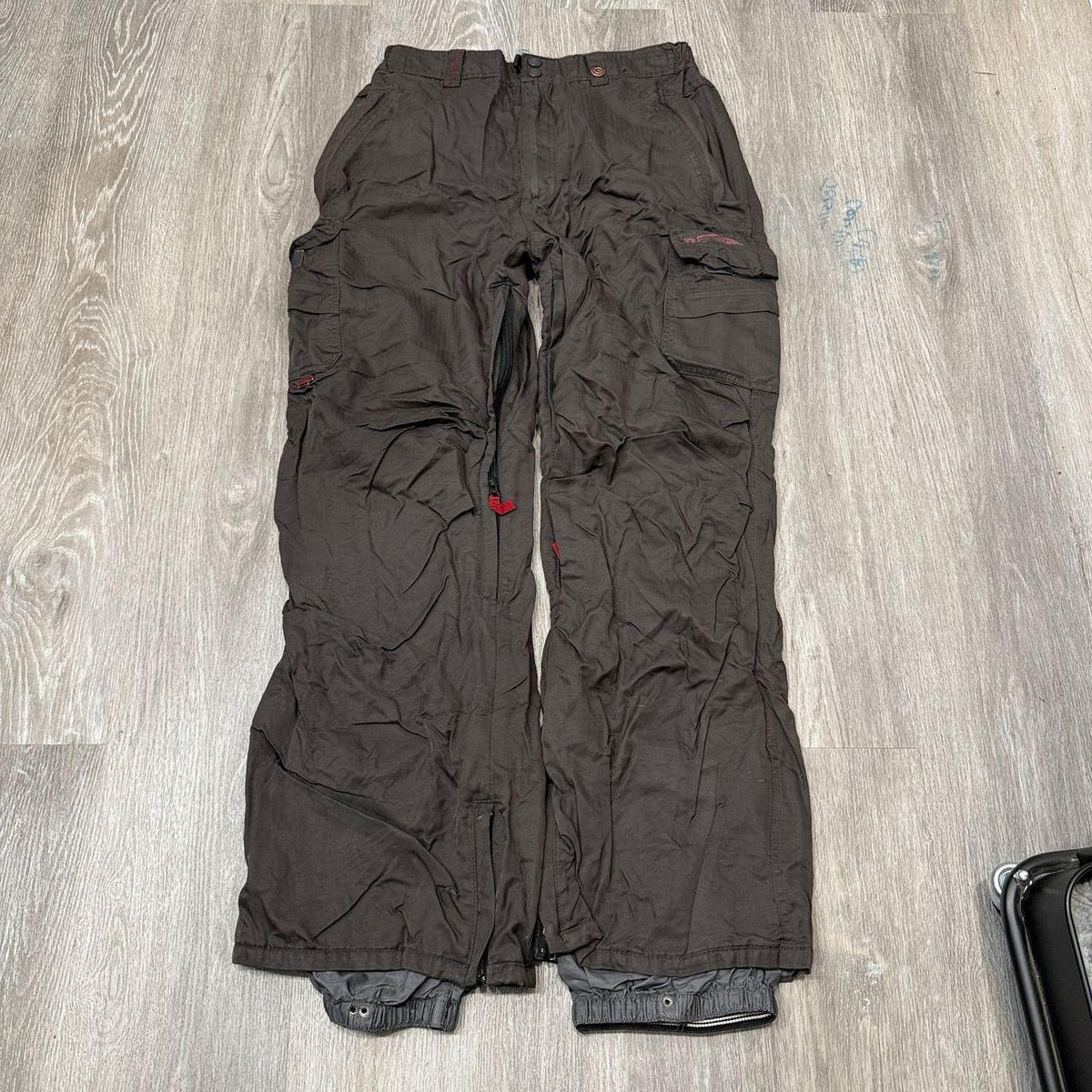 Vintage Y2K 2000's Airzone Charcoal Grey Baggy Cargo Pants