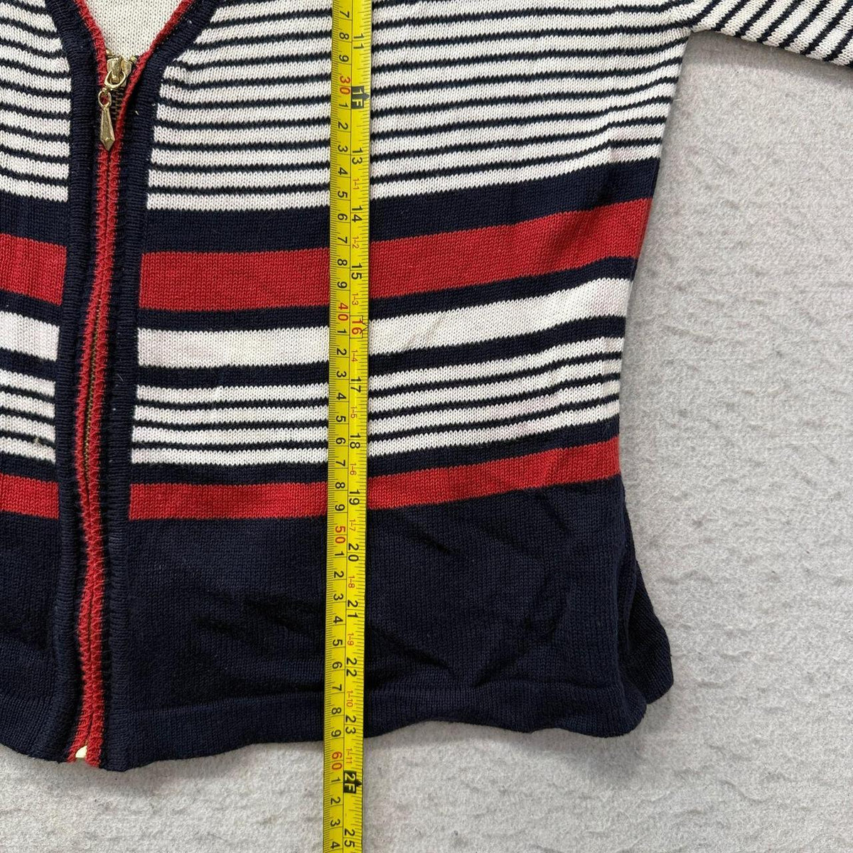 Vintage Y2K 2000's Women's Boxy Navy Striped Cardigan