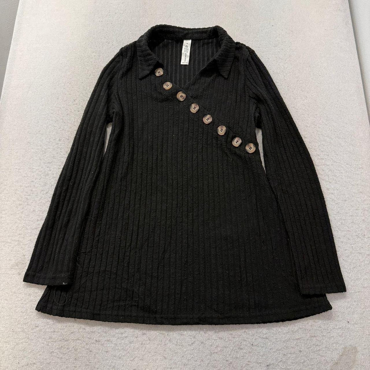 Vintage Y2K 2000's Women's Black Ribbed Collared Long Sleeve Top