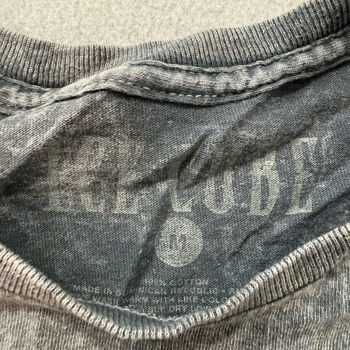 Vintage Y2K 2000's Charcoal Grey Faded Graphic Tee