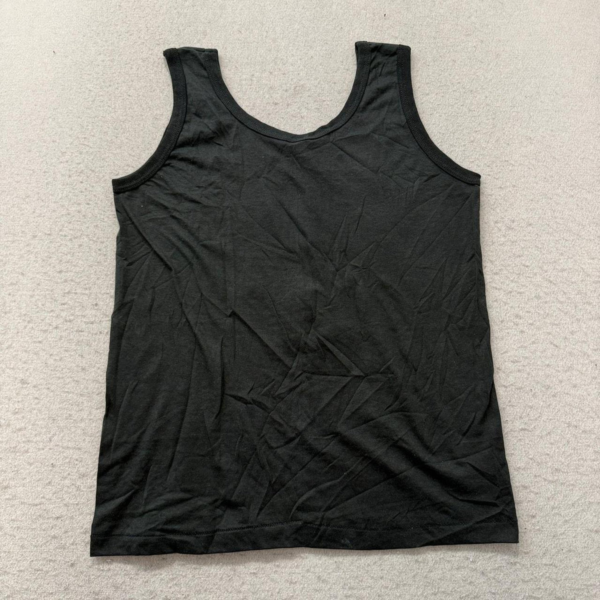 Vintage Y2K 2000's Screen Stars Black Boxy Batman Graphic Tank Top