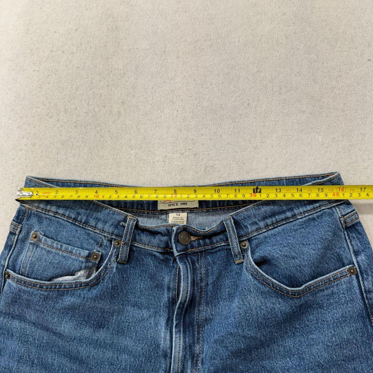 Vintage Y2K 2000’s Kirkland Signature Medium Blue Denim Jeans