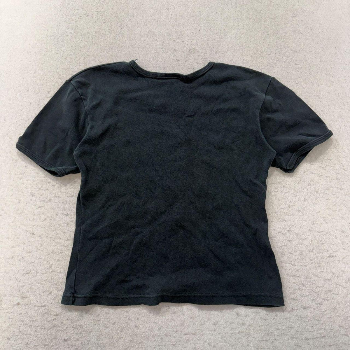 Vintage Y2K 2000's Women's Black Boxy Faded Graphic Tee