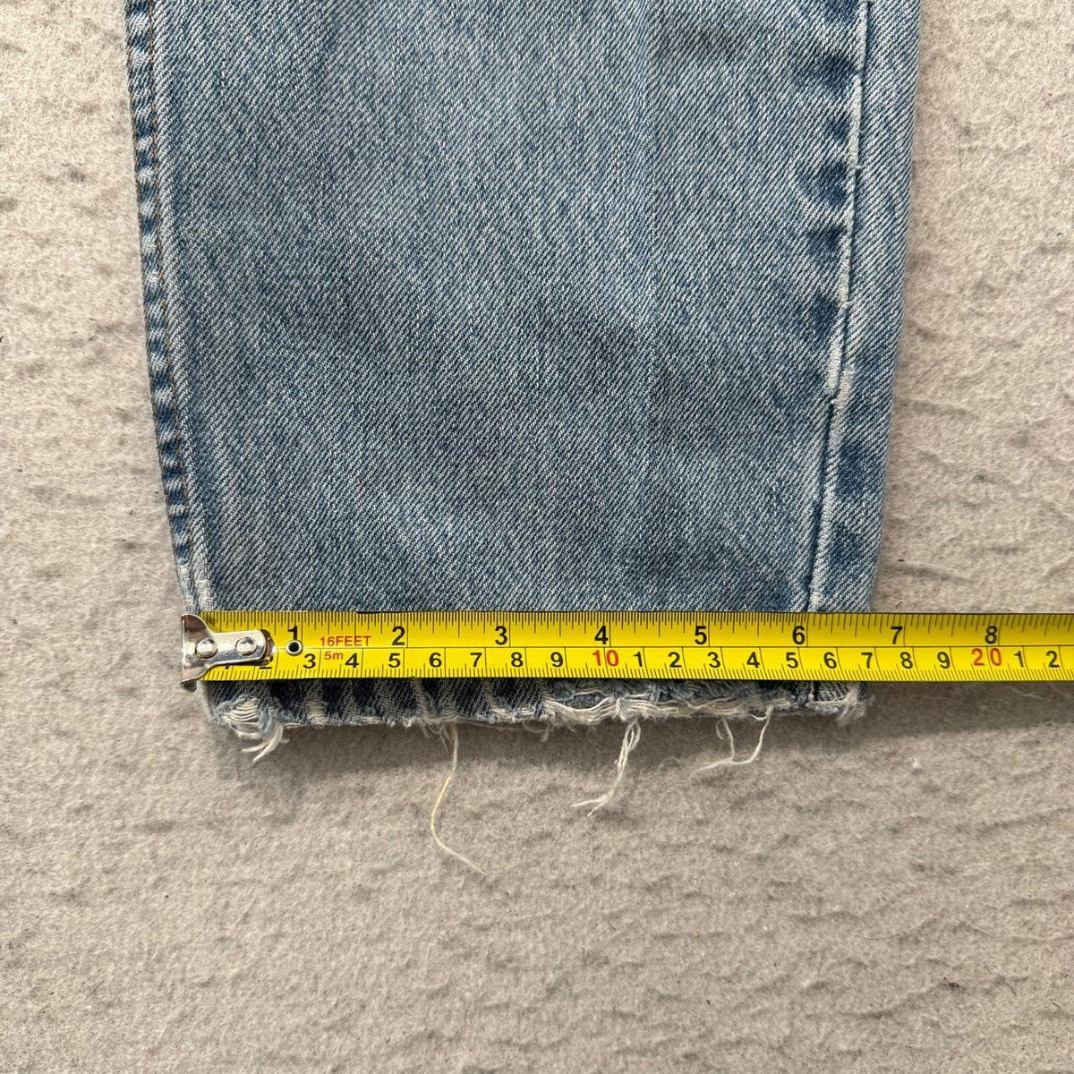 Vintage 90s Levi's 550 Faded Relaxed Jeans
