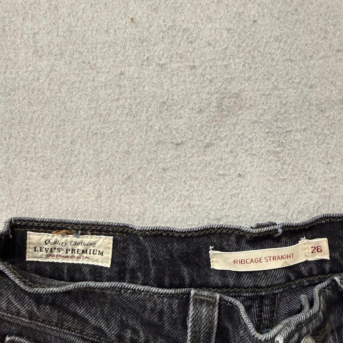 Vintage Y2K 2000's Levi's Black Dark Wash Open Leg Jeans
