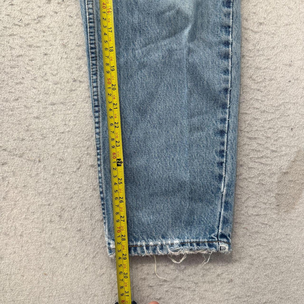 Vintage 90s Levi's 550 Faded Relaxed Jeans