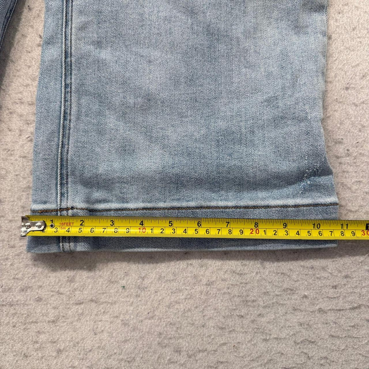 Vintage Y2K 2000's Women's RISEN Faded Wide Leg Jeans