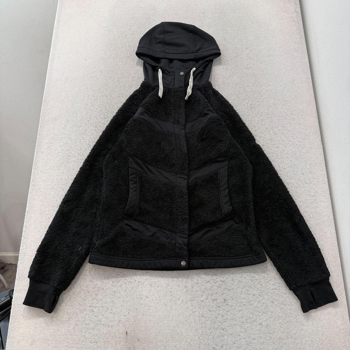 Vintage Y2K 2000's Women's Columbia Black Boxy Zip Up Fleece Jacket