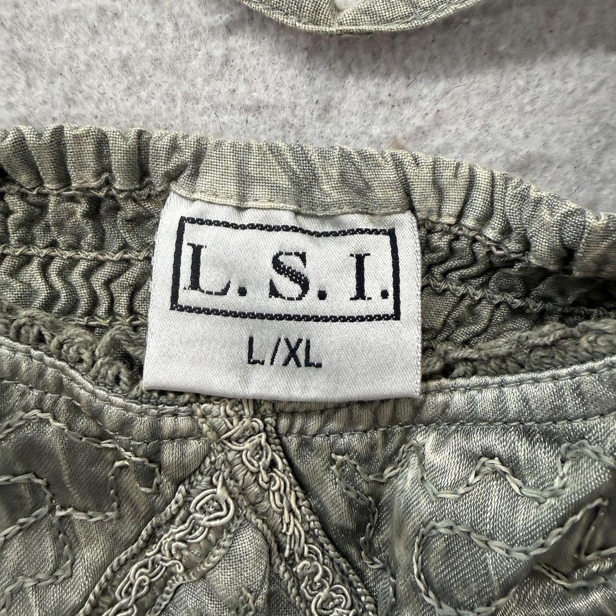 Vintage Y2K 2000's Women's Sage Green Baggy Cargo Pants