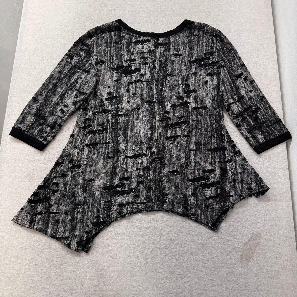 Vintage Y2K 2000's Cartise Black Distressed Oversized Tunic Top