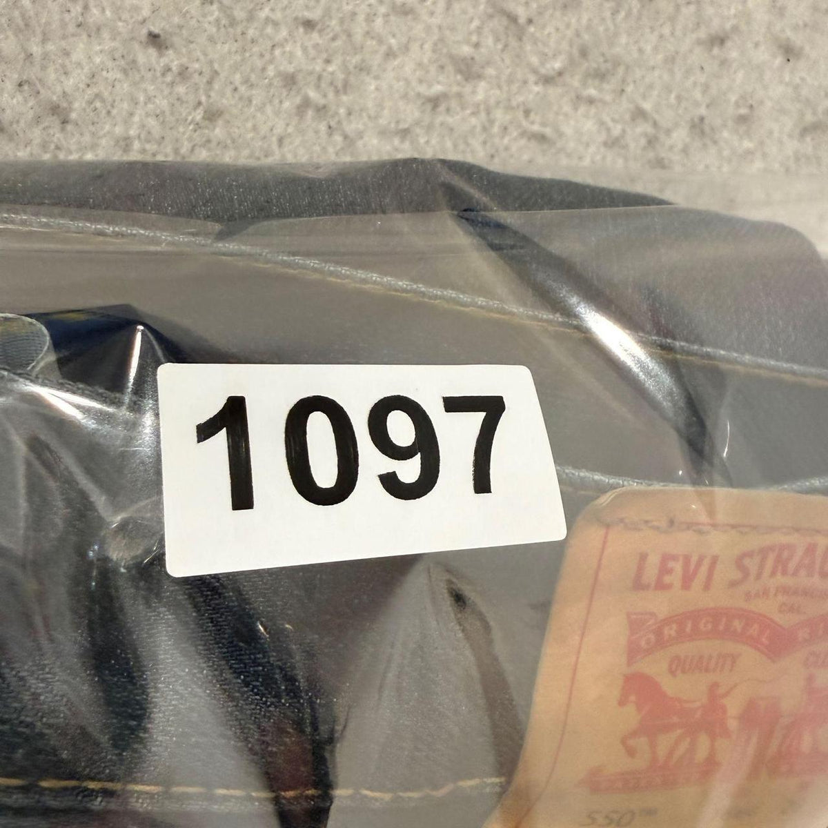 Vintage Y2K 2000's Levi's Faded Baggy Jeans