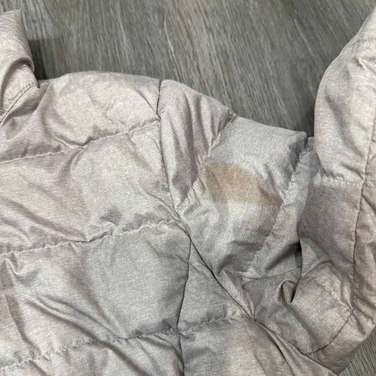 Vintage Y2K 2000's Women's Eddie Bauer Beige Boxy Puffer Jacket
