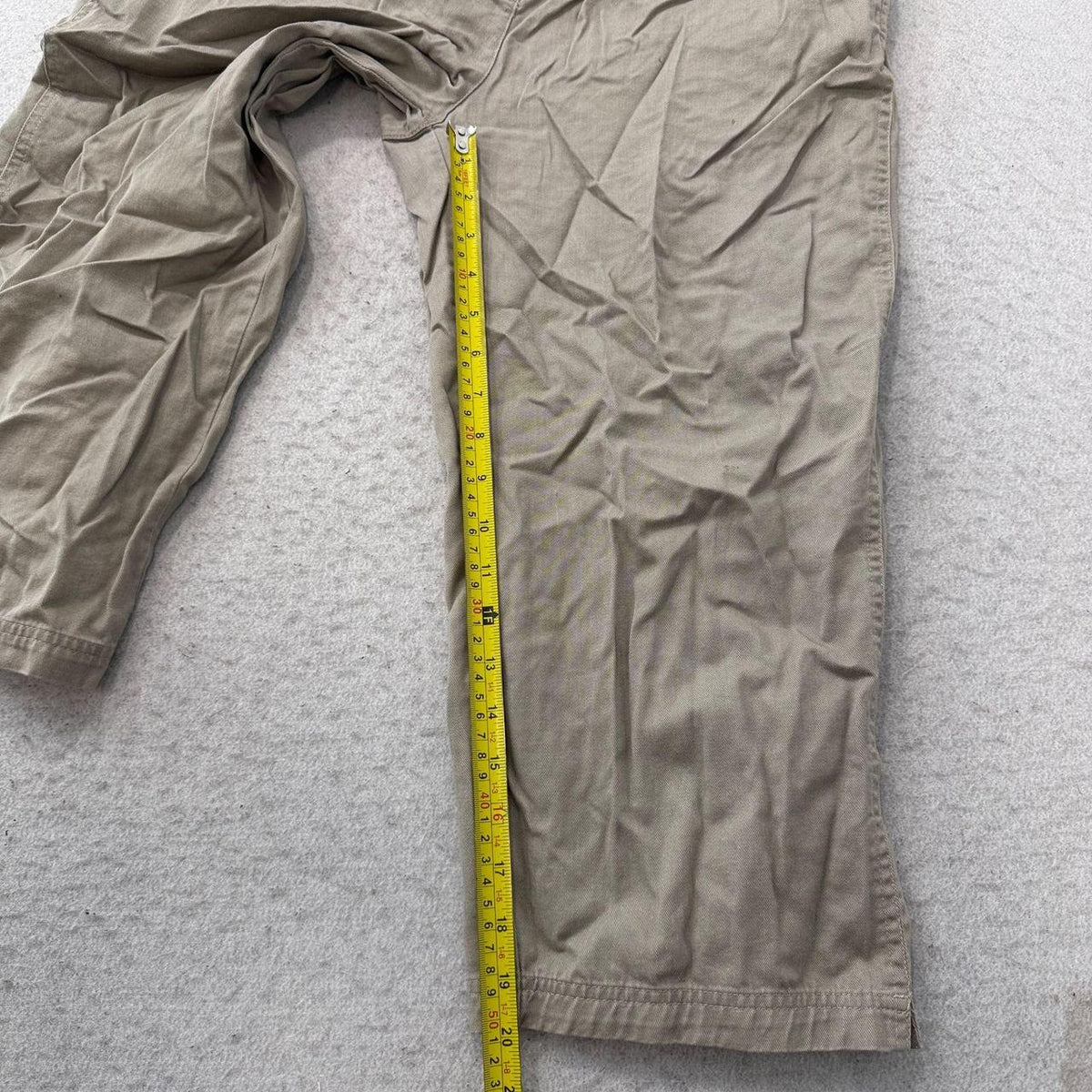 Vintage Y2K 2000's Big Dogs Khaki Baggy Cargo Pants