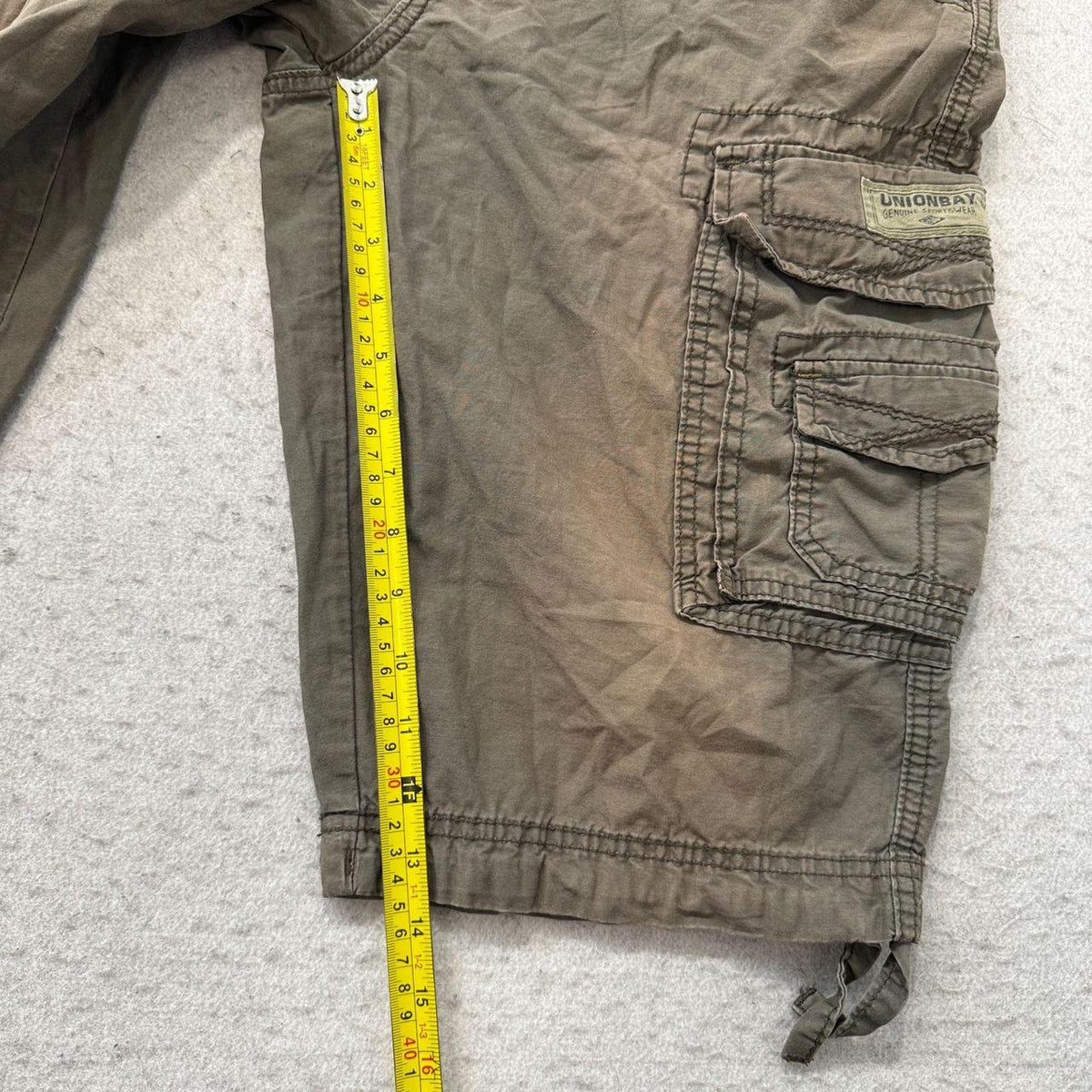 Vintage Y2K 2000's Unionbay Olive Baggy Faded Cargo Shorts