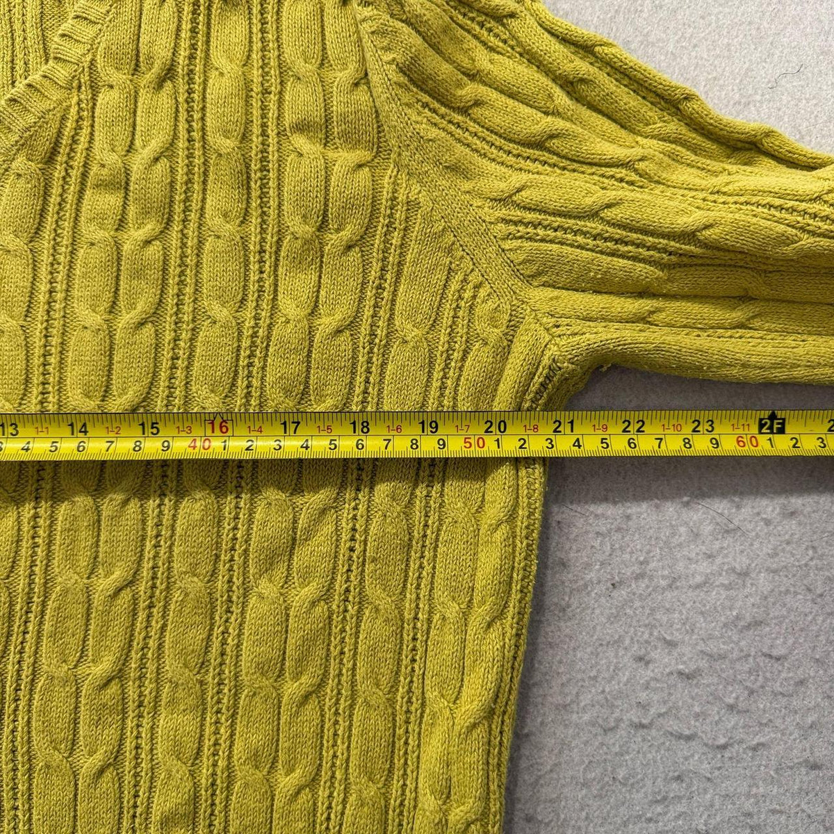 Vintage Y2K 2000's Women's Yellow Boxy Cable Knit Sweater