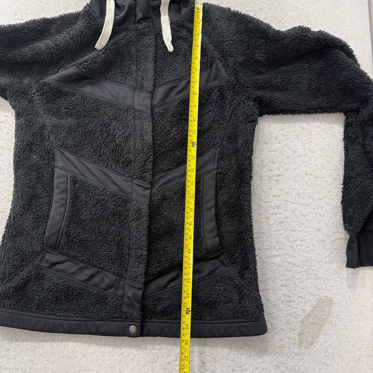 Vintage Y2K 2000's Women's Columbia Black Boxy Zip Up Fleece Jacket