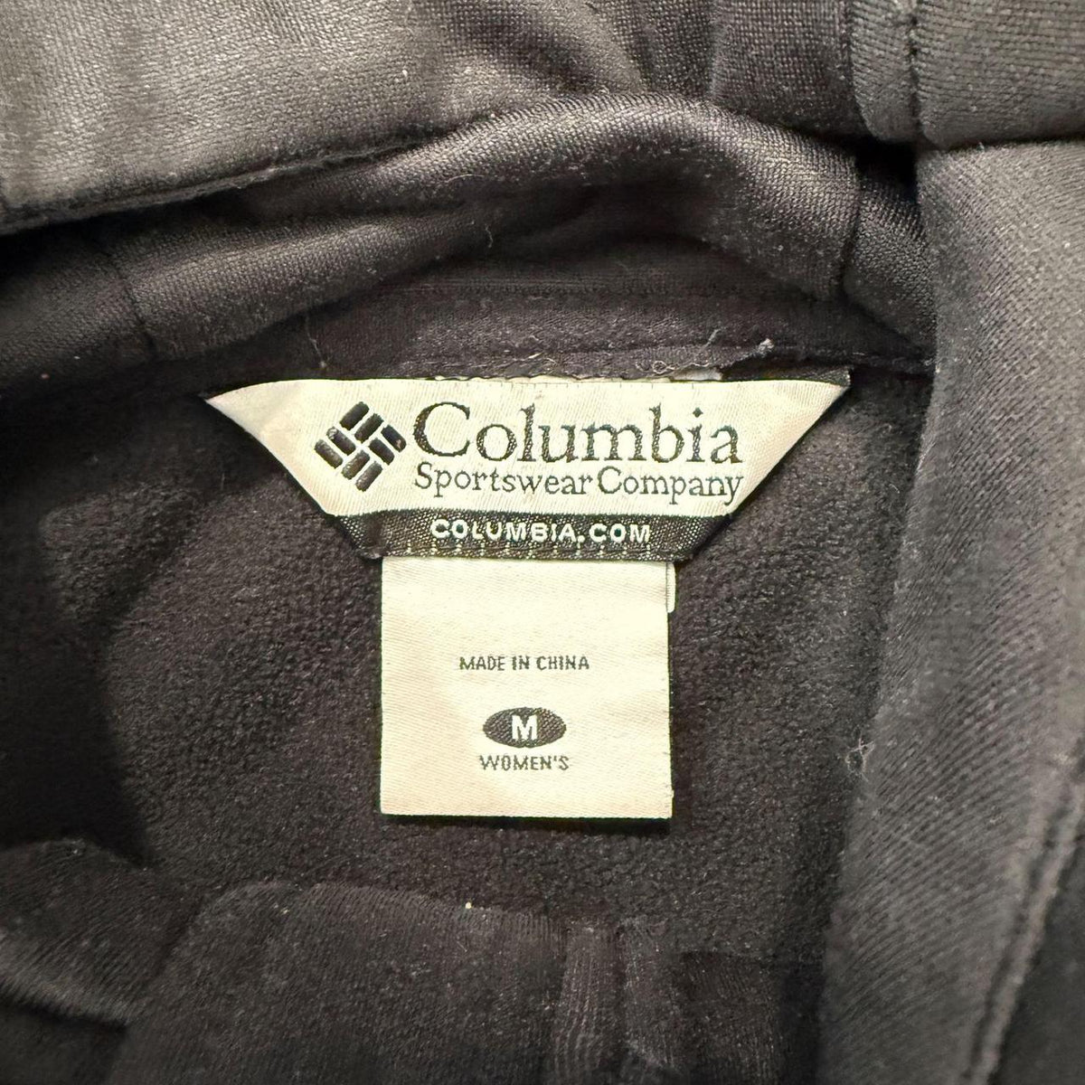 Vintage Y2K 2000's Women's Columbia Black Boxy Zip Up Fleece Jacket