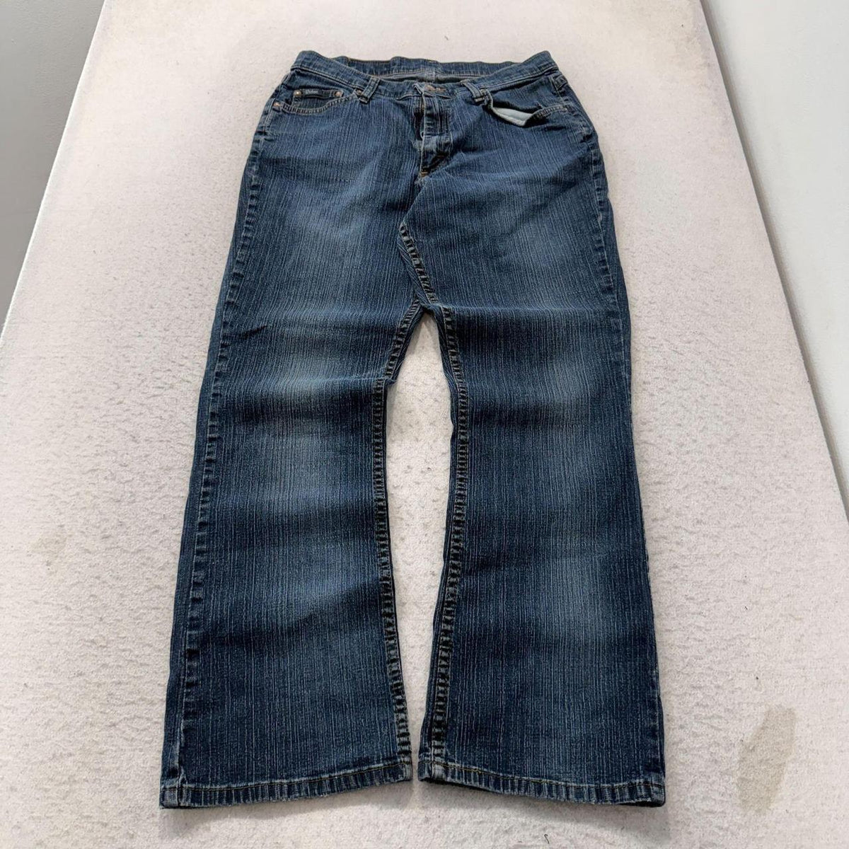 Vintage Y2K 2000's Women's Open Leg Faded Distressed Jeans