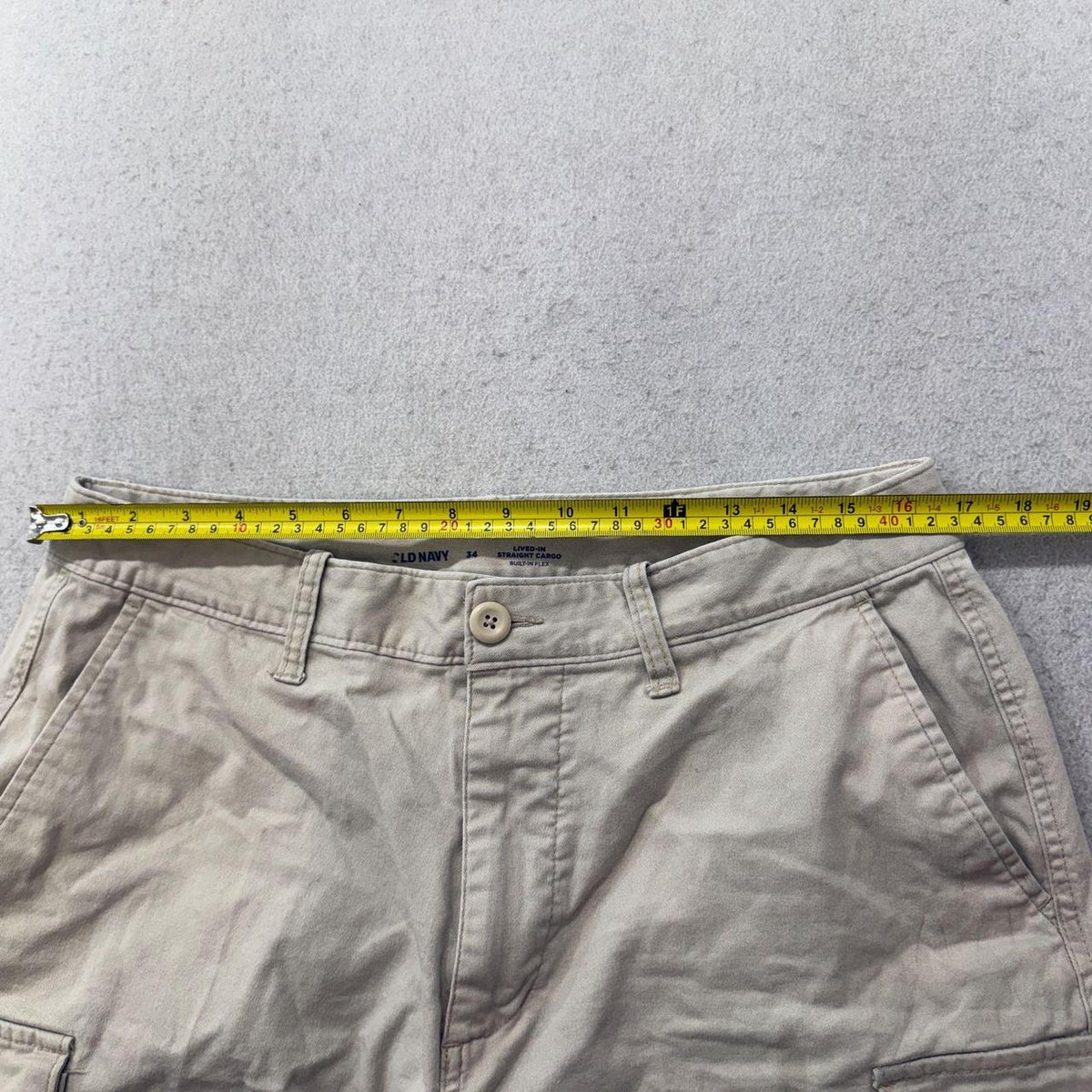 Vintage Y2K 2000's Old Navy Khaki Baggy Cargo Shorts