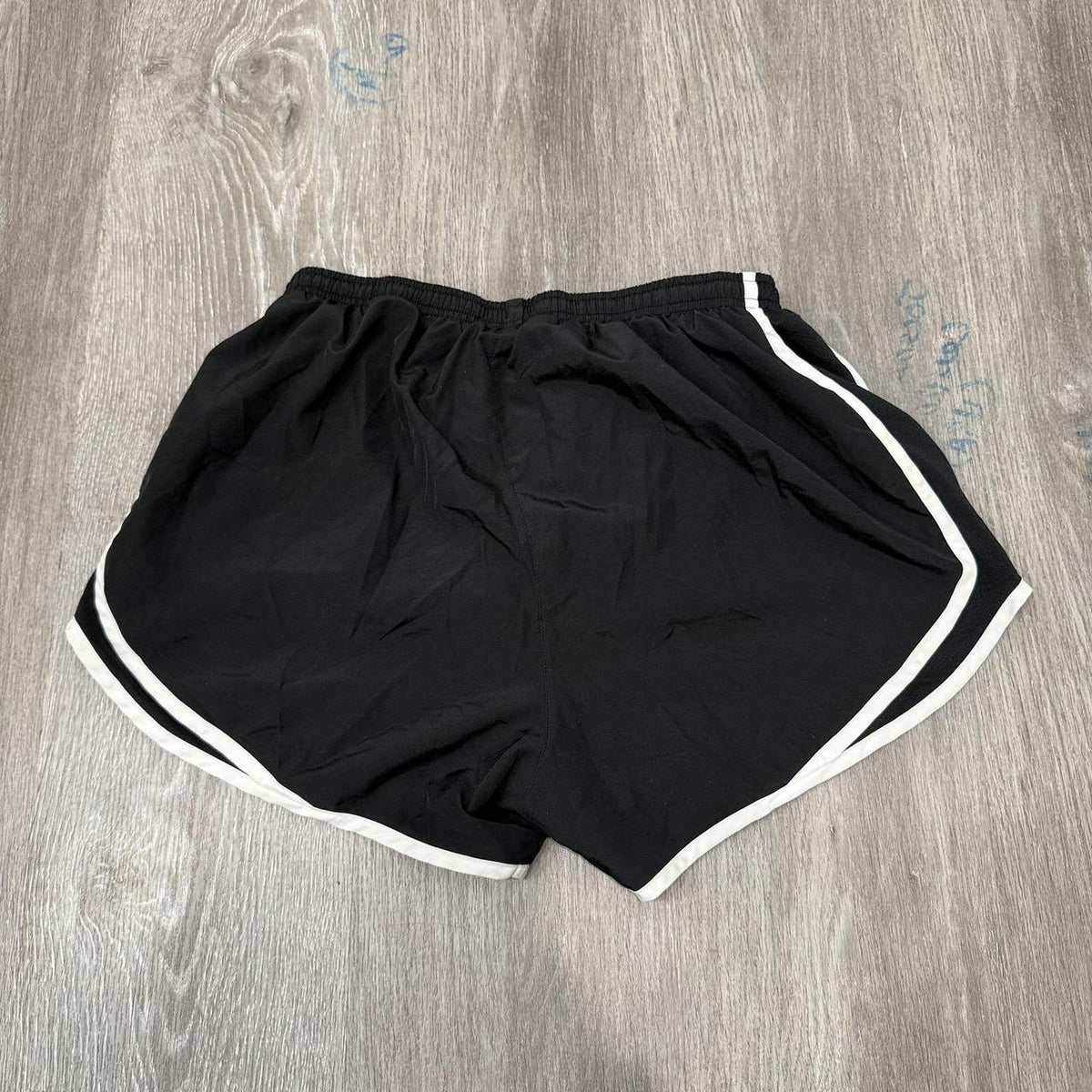 Vintage Y2K 2000's Women's Nike Black Running Shorts