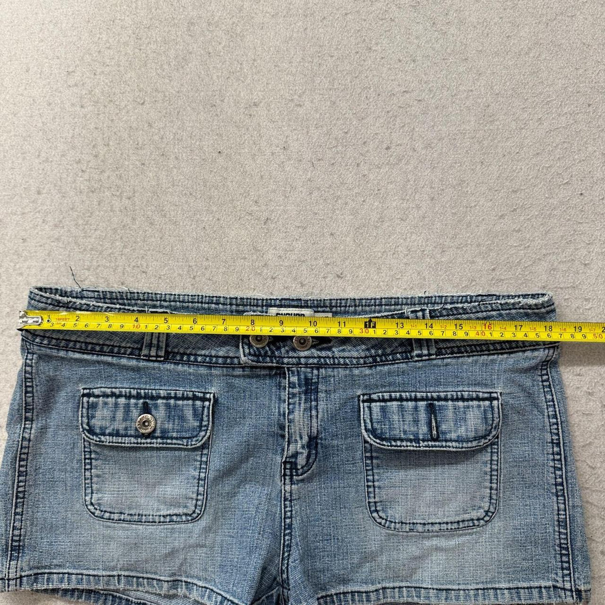 Vintage Y2K 2000's Women's Baggy Faded Cargo Denim Shorts