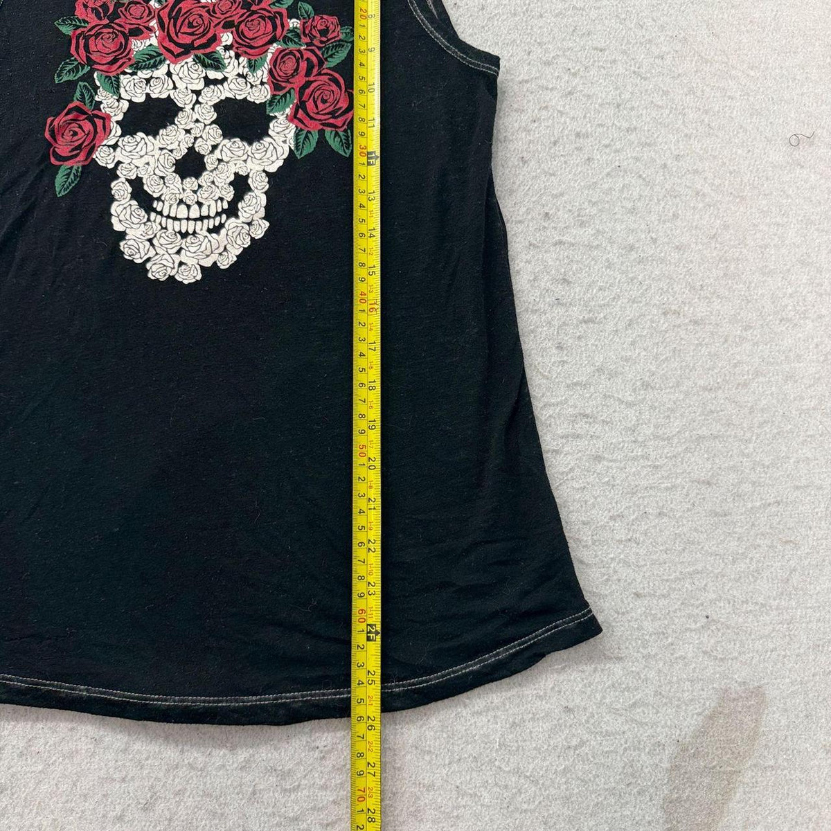 Vintage Y2K 2000's Black Grunge Skull Graphic Sleeveless Raglan Tee