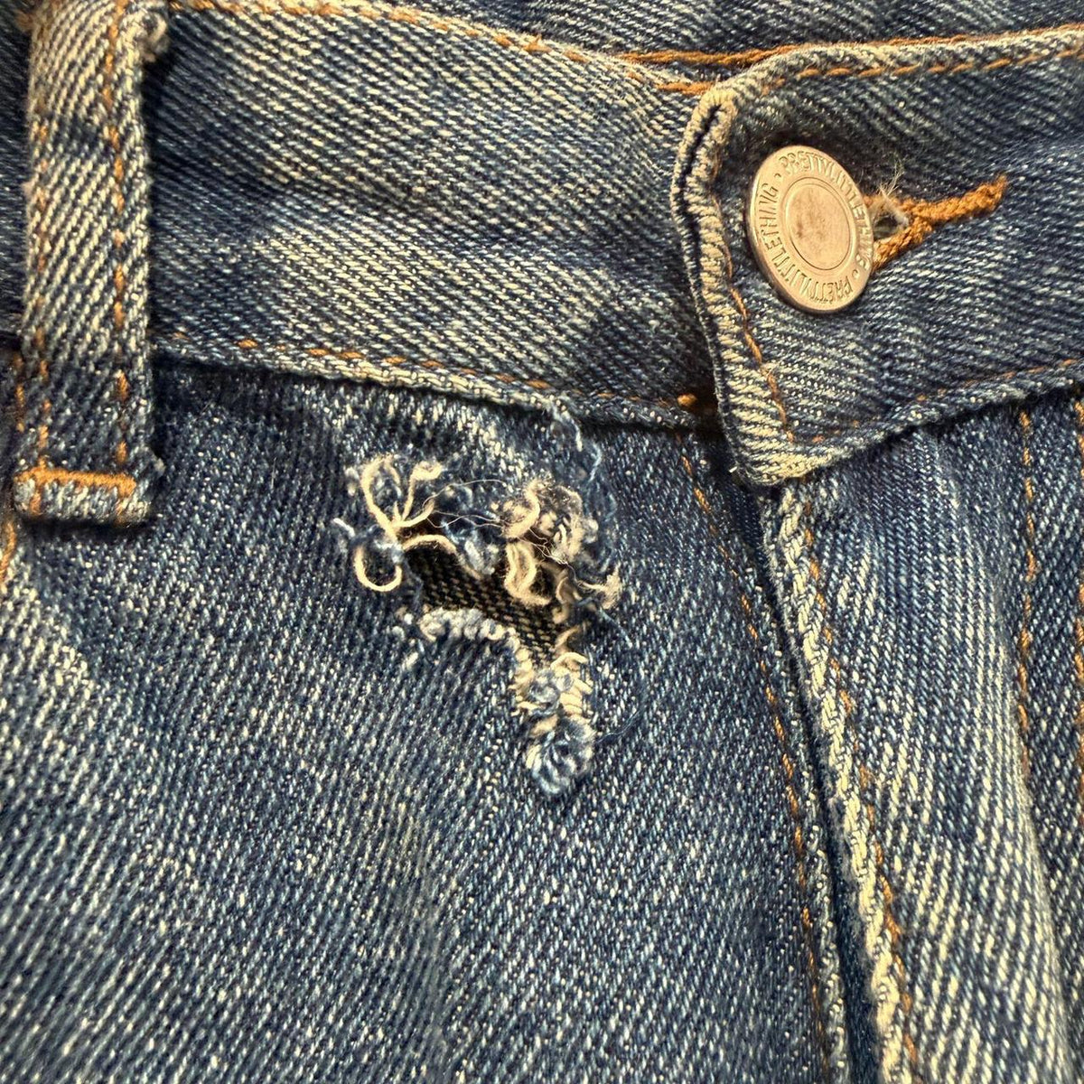Vintage Y2K 2000's Women's Distressed Faded Denim Shorts