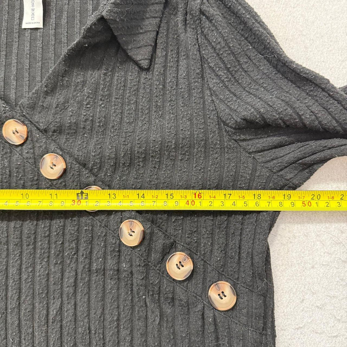 Vintage Y2K 2000's Women's Black Ribbed Collared Long Sleeve Top