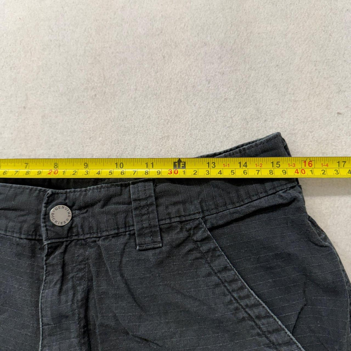 Vintage Y2K 2000's Black Baggy Cargo Pants