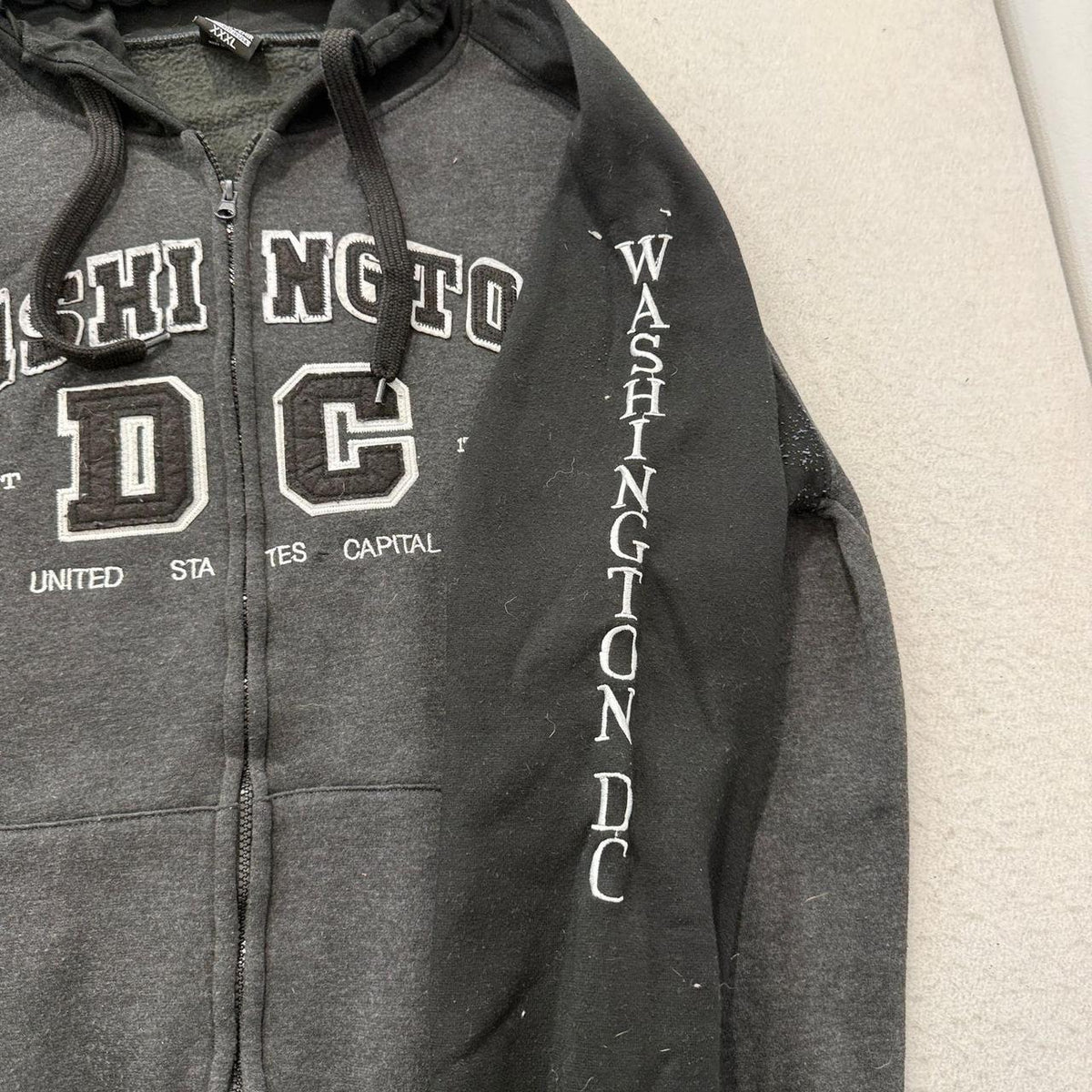 Vintage Y2K 2000's Oversized Graphic Zip Up Charcoal Hoodie