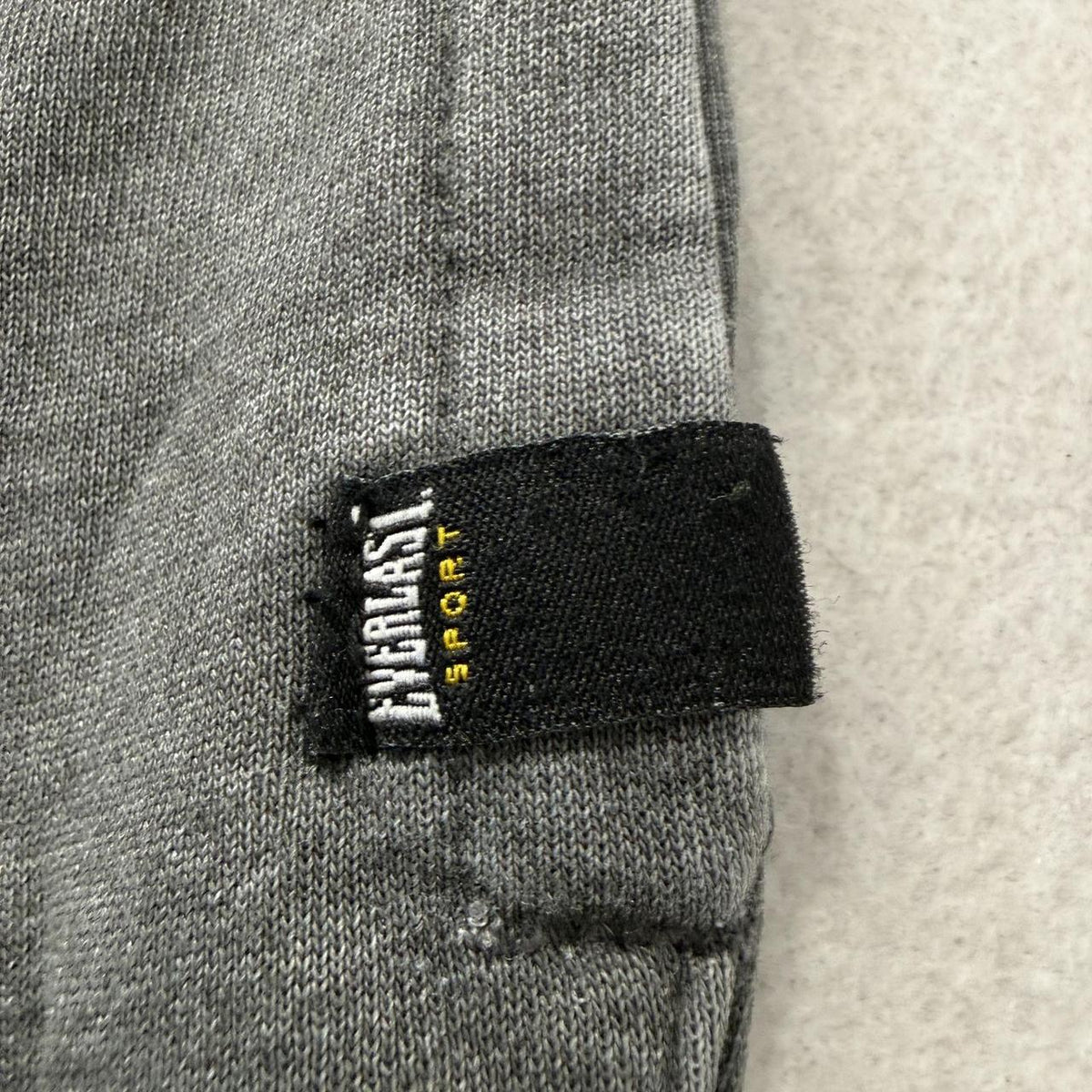Vintage Y2K 2000's Everlast Grey Baggy Cargo Pants