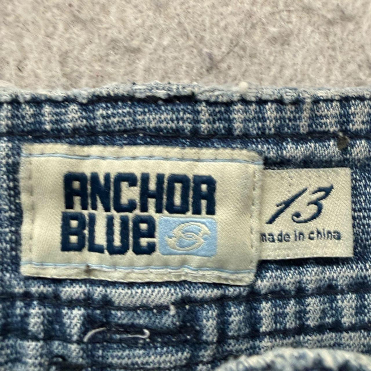 Vintage Y2K 2000's Women's Baggy Faded Cargo Denim Shorts