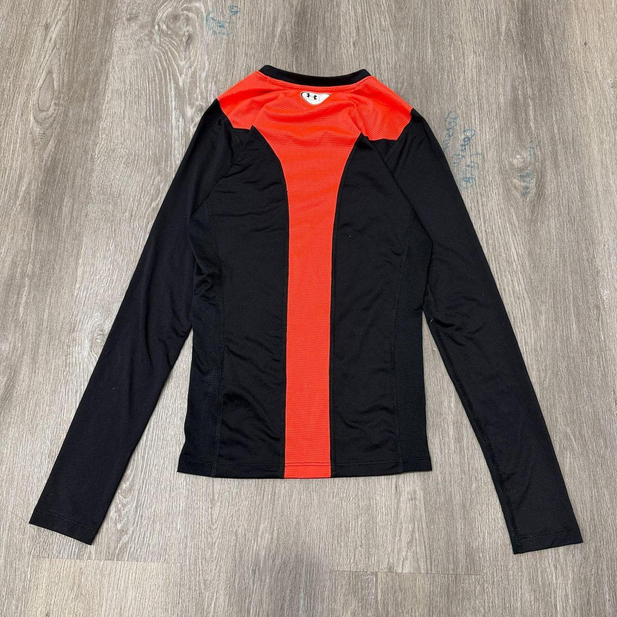 Vintage Y2K 2000's Women's Under Armour Black Fitted Long Sleeve Top