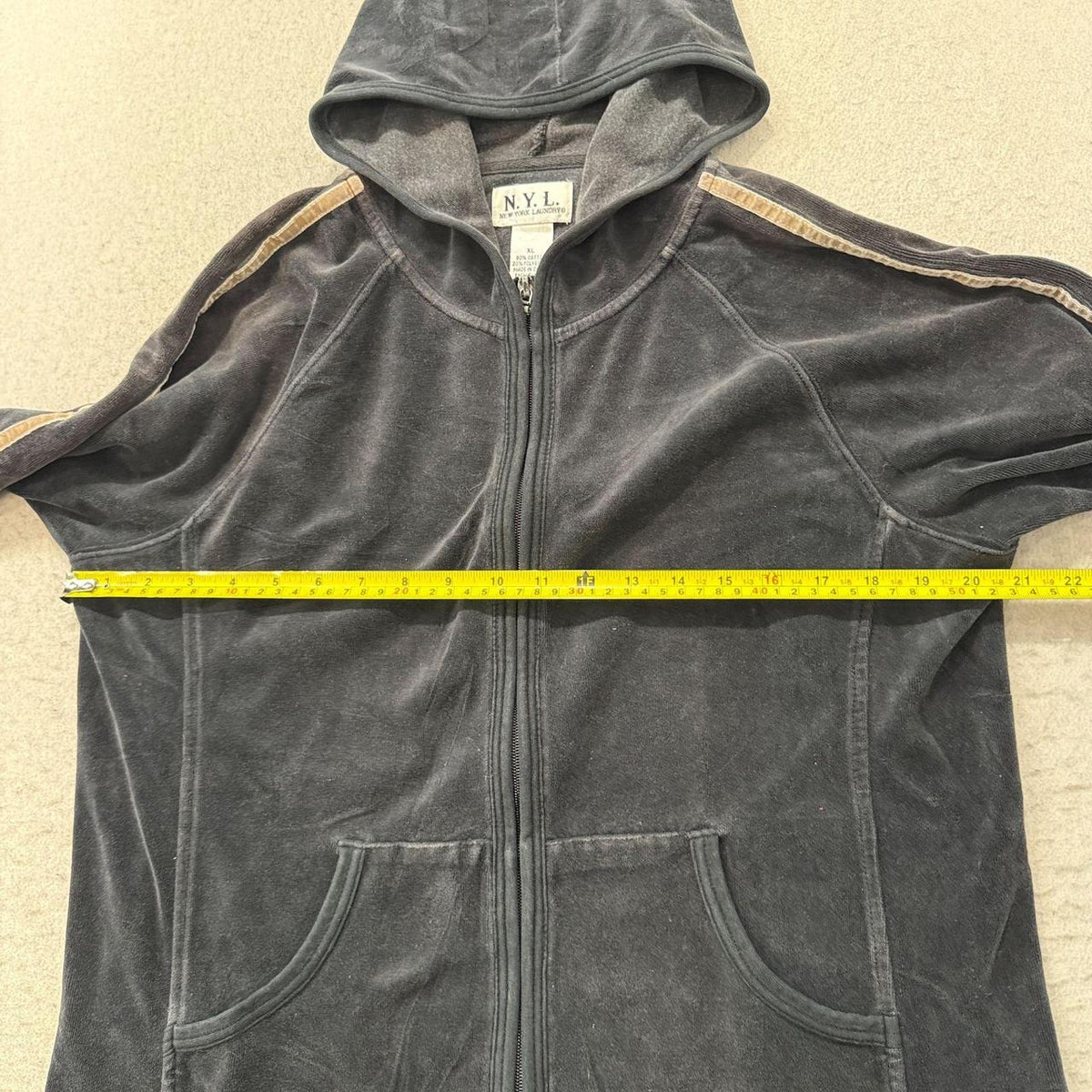 Vintage Y2K 2000's Women's N.Y.L. Charcoal Grey Oversized Zip Up Hoodie