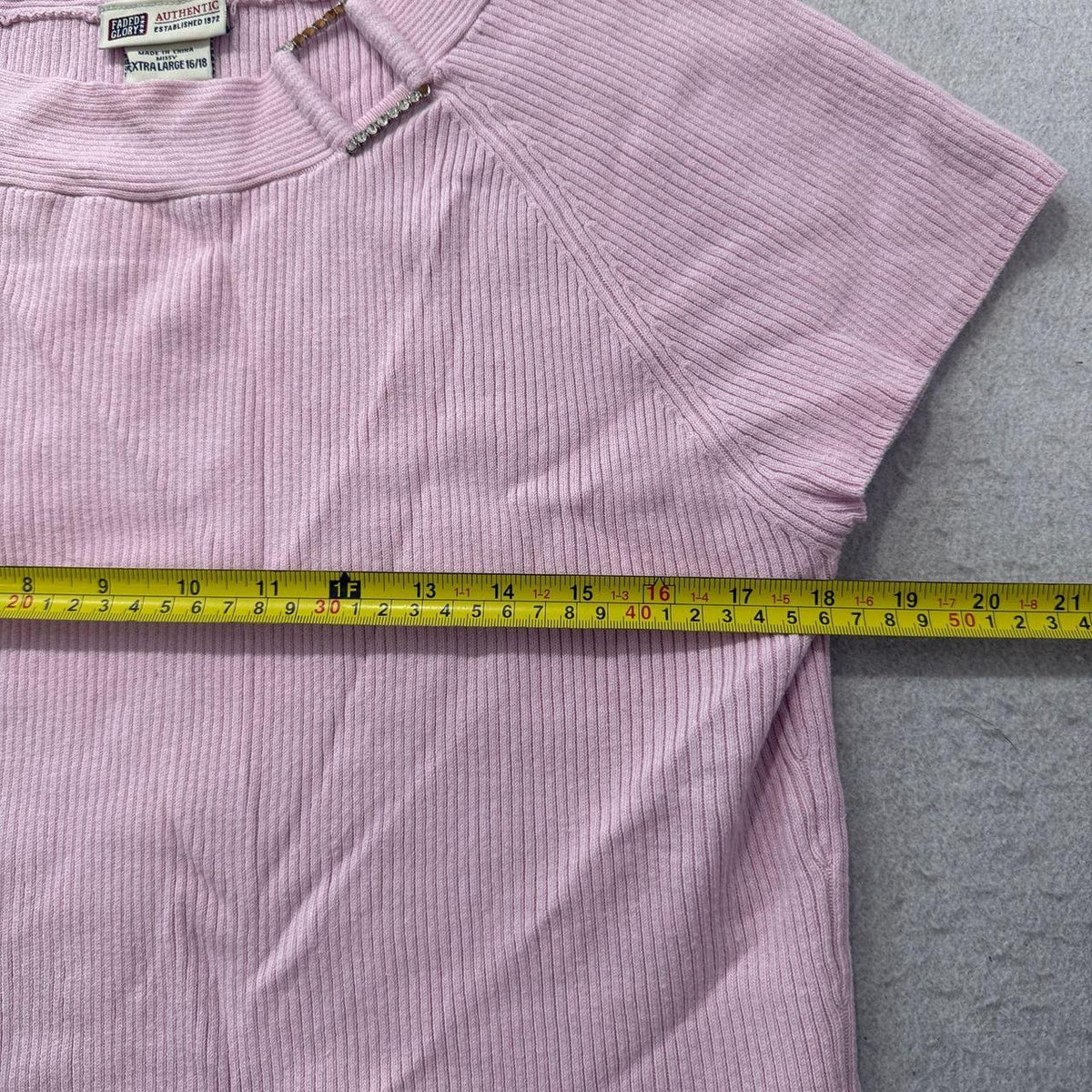 Vintage Y2K 2000's Women's Faded Glory Mauve Pink Boxy Ribbed Tee