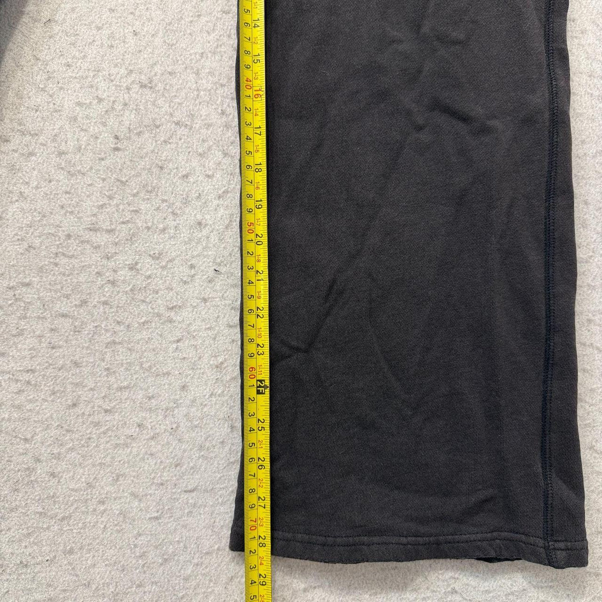 Vintage Y2K 2000's Women's Old Navy Black Faded Baggy Capri Pants