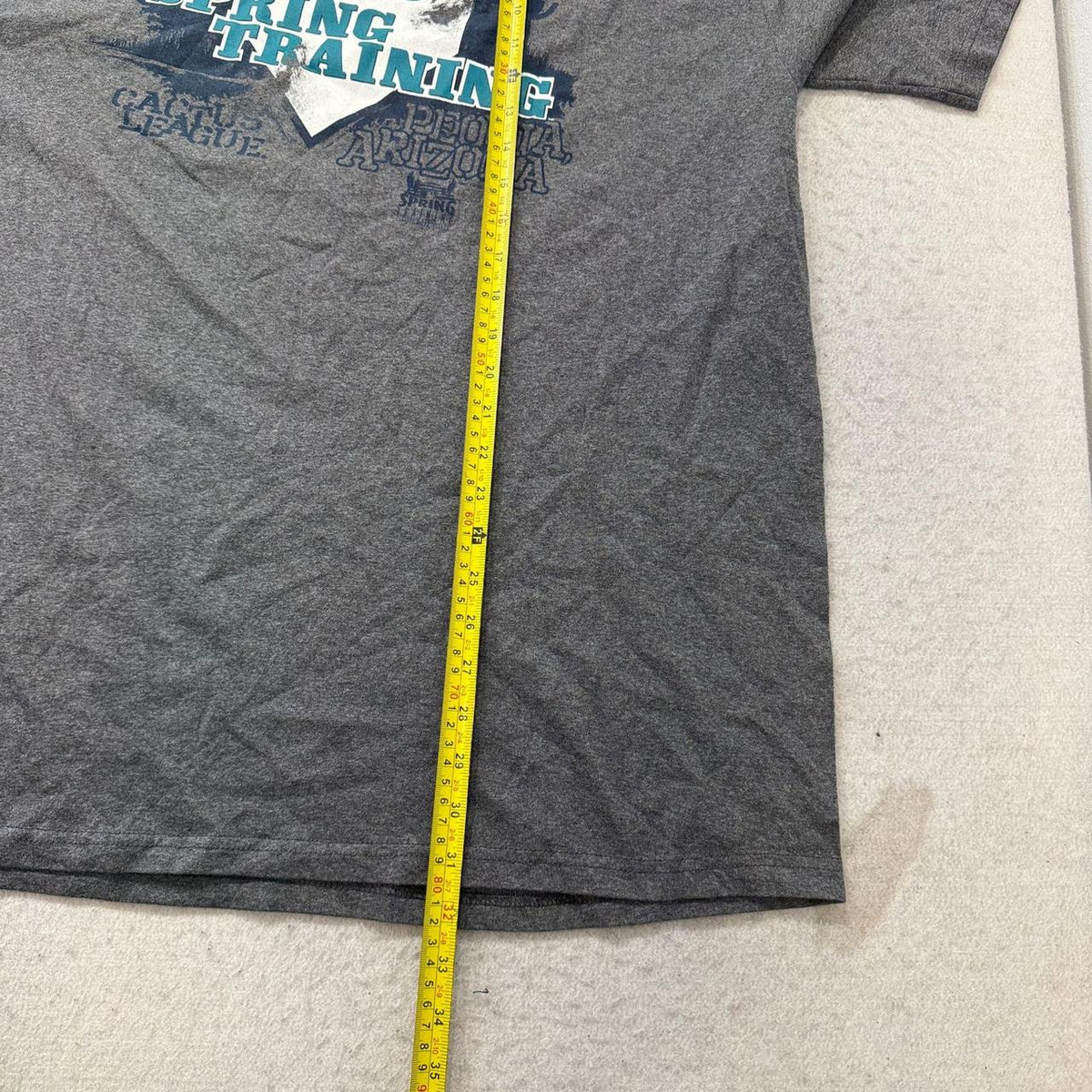 Vintage Y2K 2000's Gear for Sports Grey Graphic Tee Seattle Mariners